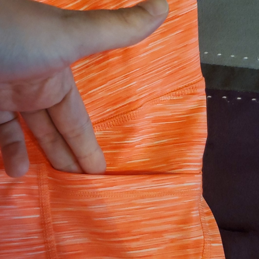Workout pants - Picture 3 of 4